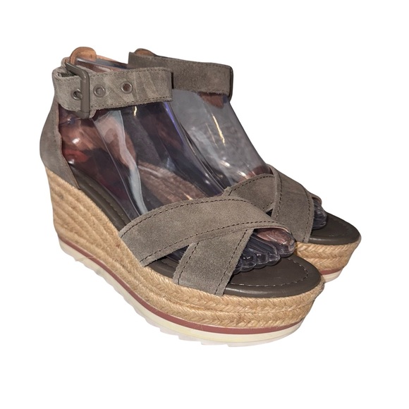 Marc Fisher Gray Suede Espadrille Wedge Sandals | Ankle Strap Size 7 Resort Chic - Picture 2 of 9